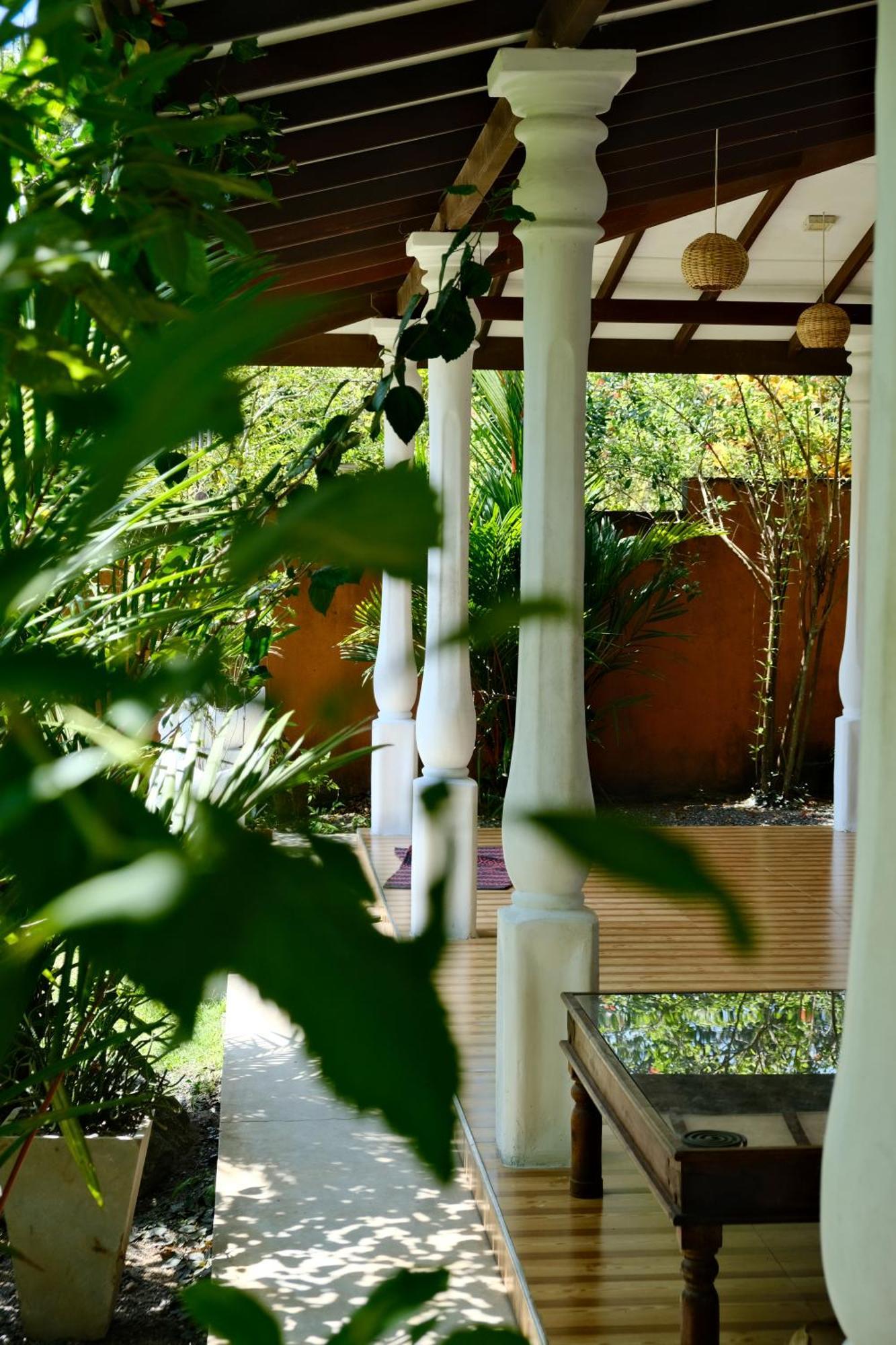 Hotel One Bhakthi Ahangama Exteriér fotografie